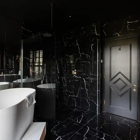 Gilbertson House-york-luxury-sleeps 7 With Hot Tub בית נופש *