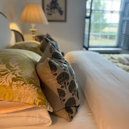Gilbertson House-york-luxury-sleeps 7 With Hot Tub Prázdninový dům *
